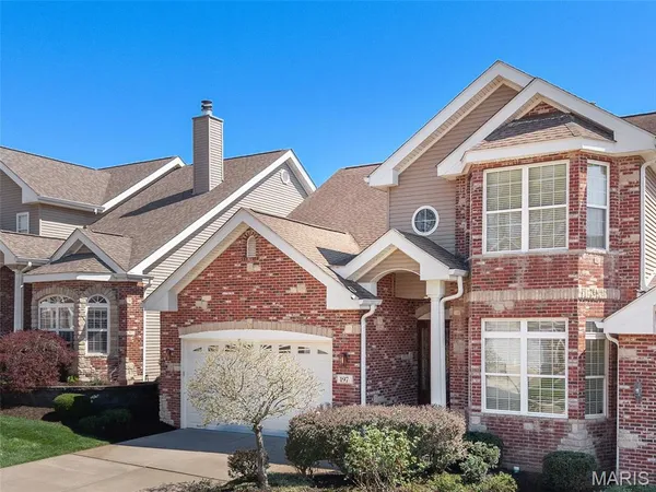 $540,000 | 197 Woodland Pl Court, St. Charles, MO 63303