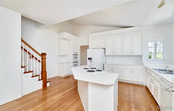 $550,000 | 16614 Highland Summit Drive, Wildwood, MO 63011