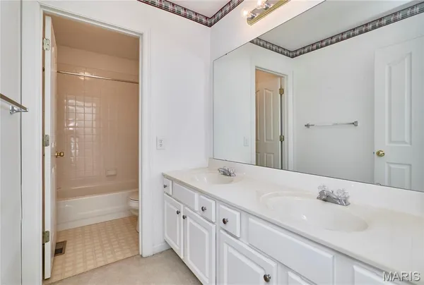 $550,000 | 16614 Highland Summit Drive, Wildwood, MO 63011