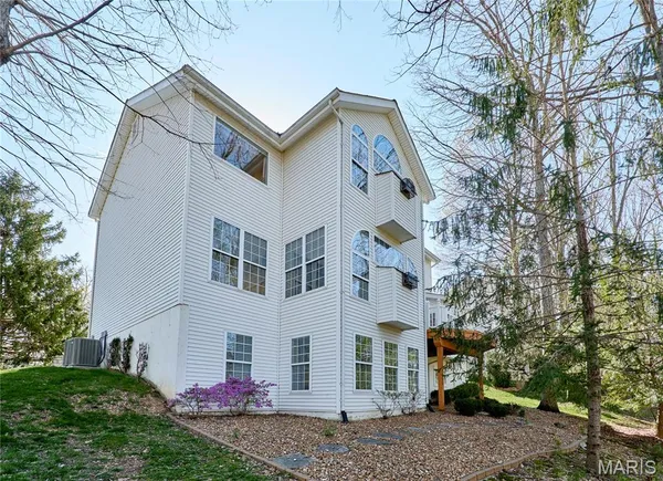 $550,000 | 16614 Highland Summit Drive, Wildwood, MO 63011