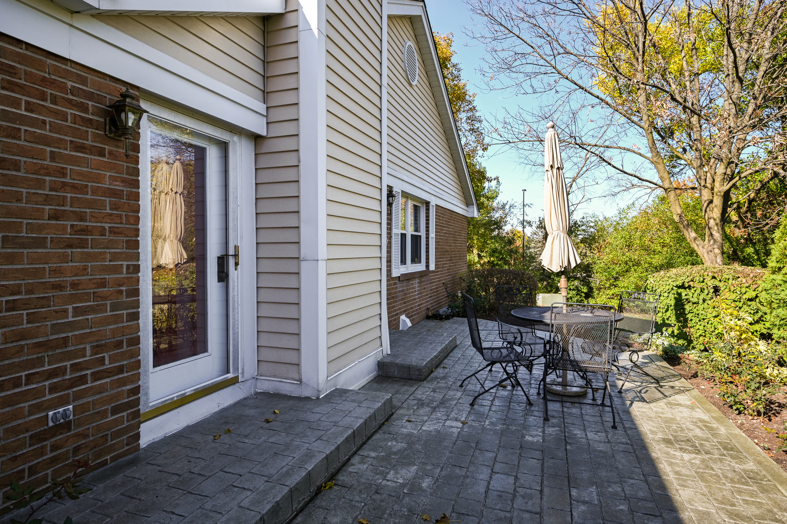 1015 Creekside Drive Wheaton, IL 60189 - Photo 23 of 28