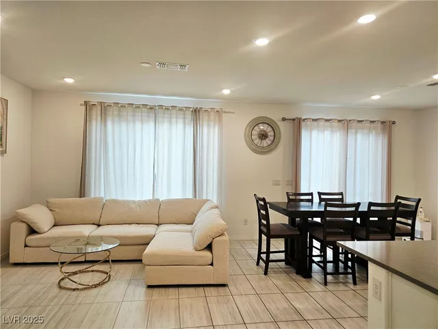 $2,395 | 8033 Adelaide Hills Street, Las Vegas, NV 89113