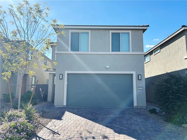 $2,395 | 8033 Adelaide Hills Street, Las Vegas, NV 89113