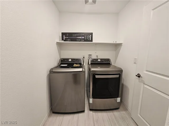 $2,395 | 8033 Adelaide Hills Street, Las Vegas, NV 89113