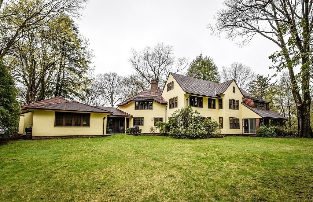 18 Whiting Road Wellesley, MA 02481 - Photo 24 of 24 Gallery Image 24