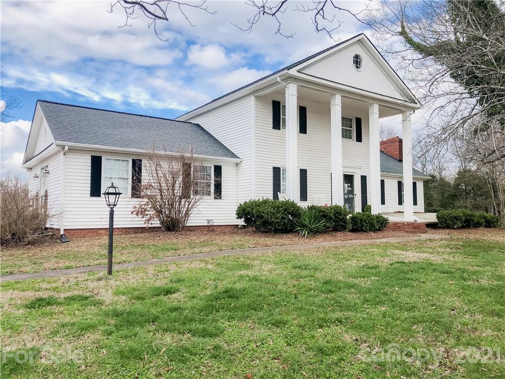 29131 Austin Road New London, NC 28127 - Photo 1 of 20 Gallery Image 1