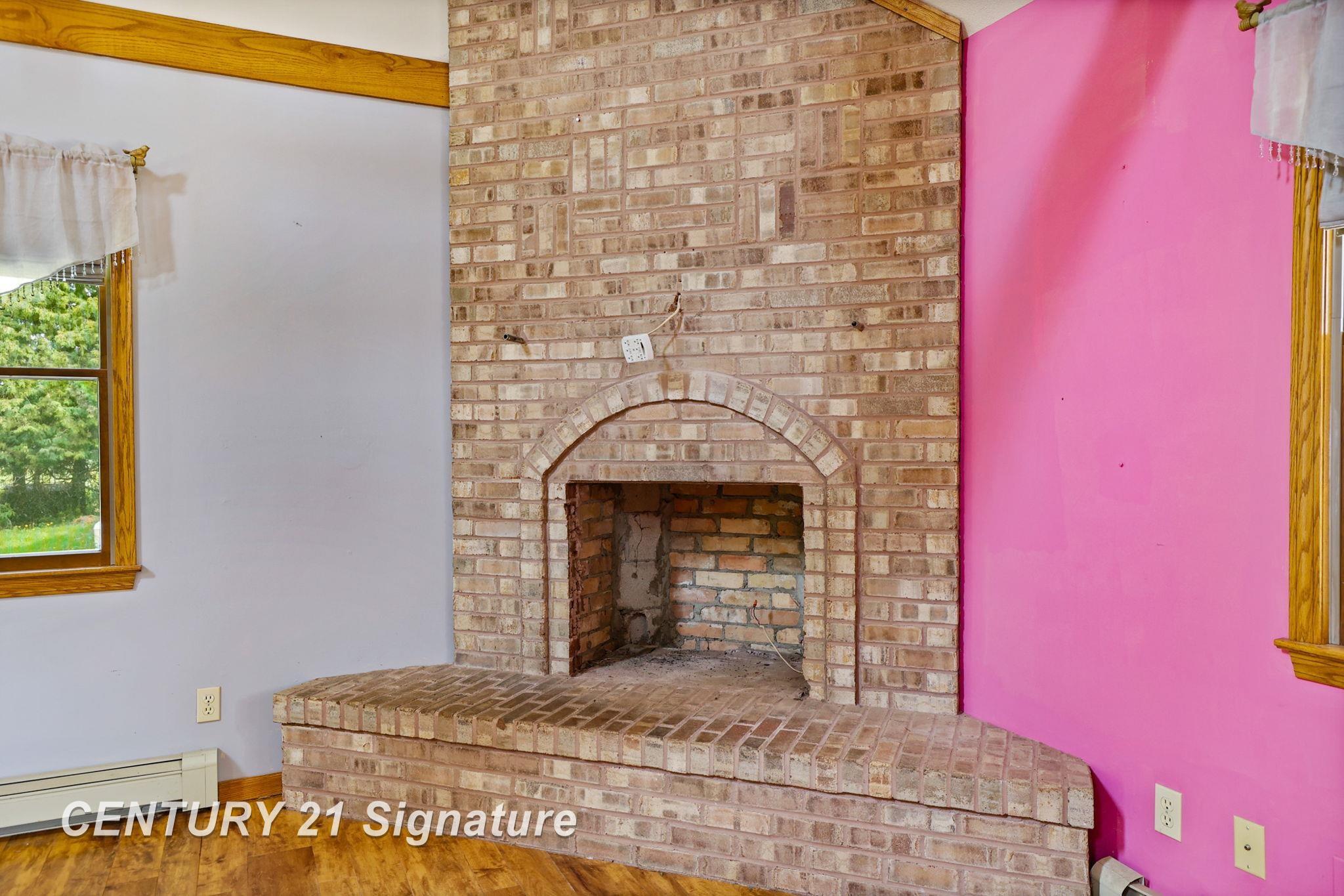 720 Pt Crescent Rd Port Port Austin, MI 48467 - Photo 12 of 79