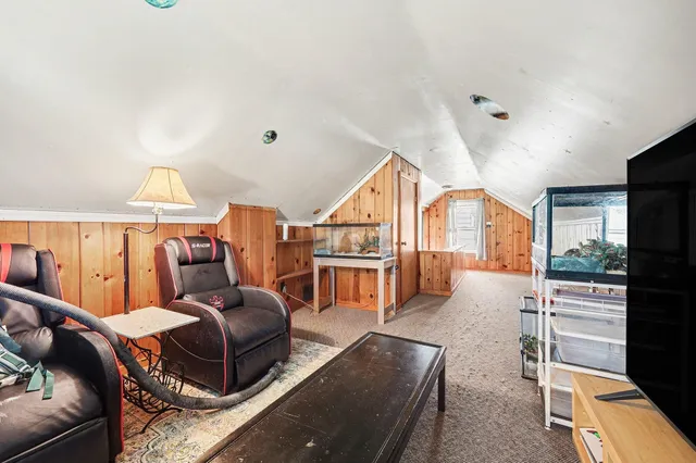 $325,000 | 2018 Duiker Avenue Northeast, Grand Rapids, MI 49505