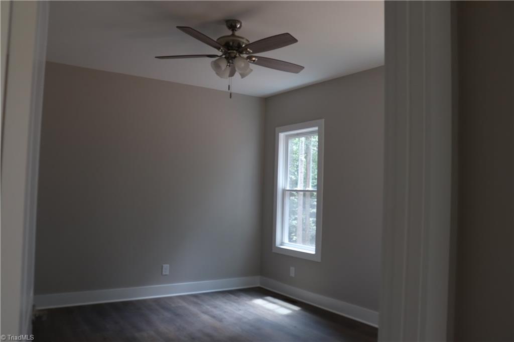 7323 McBane Mill Road Graham, NC 27253 - Photo 18 of 26 Master BR