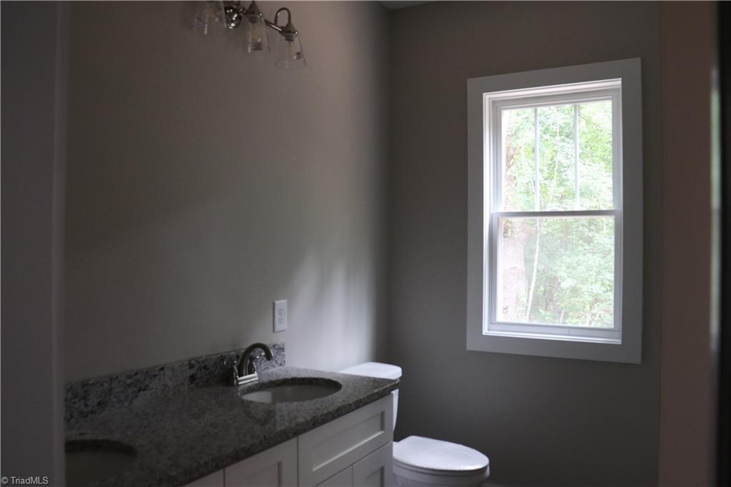 7323 McBane Mill Road Graham, NC 27253 - Photo 21 of 26 Master Bath w/natural light
