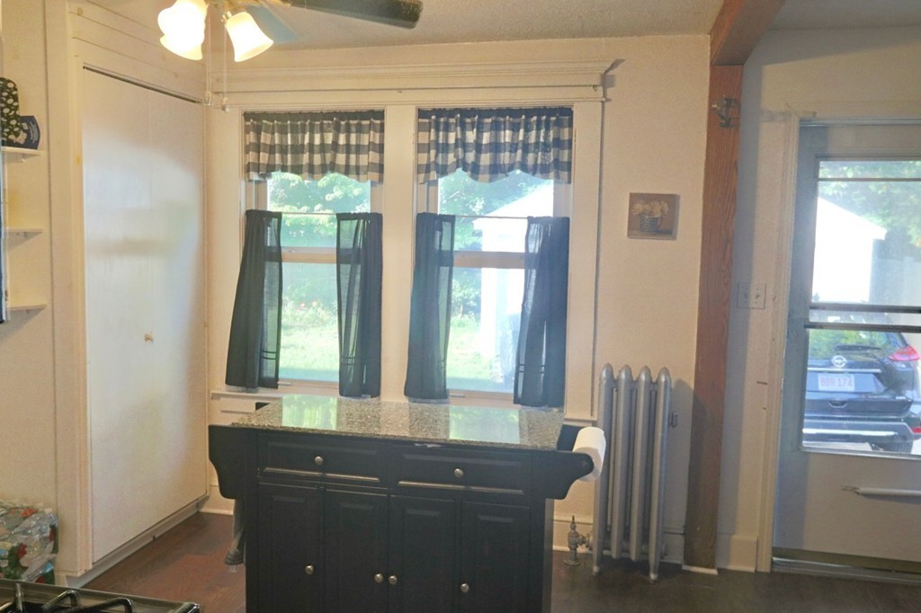 65 Dorset Street Springfield, MA 01108 - Photo 11 of 19 Gallery Image 11