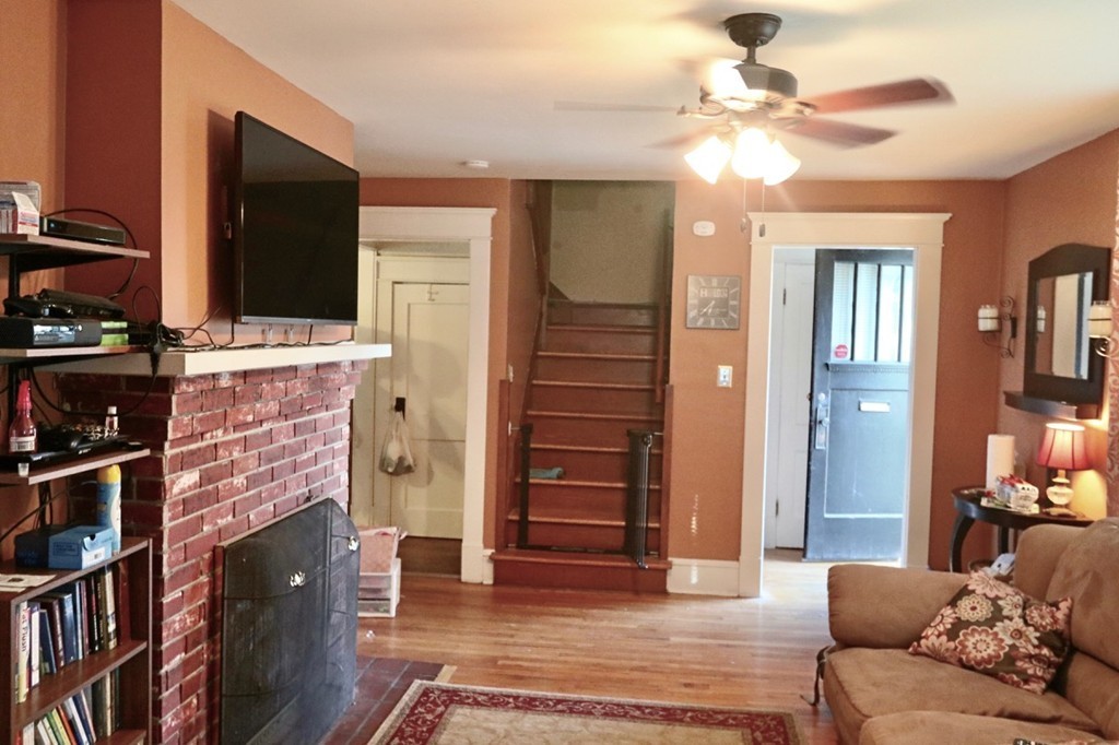 65 Dorset Street Springfield, MA 01108 - Photo 14 of 19 Gallery Image 14