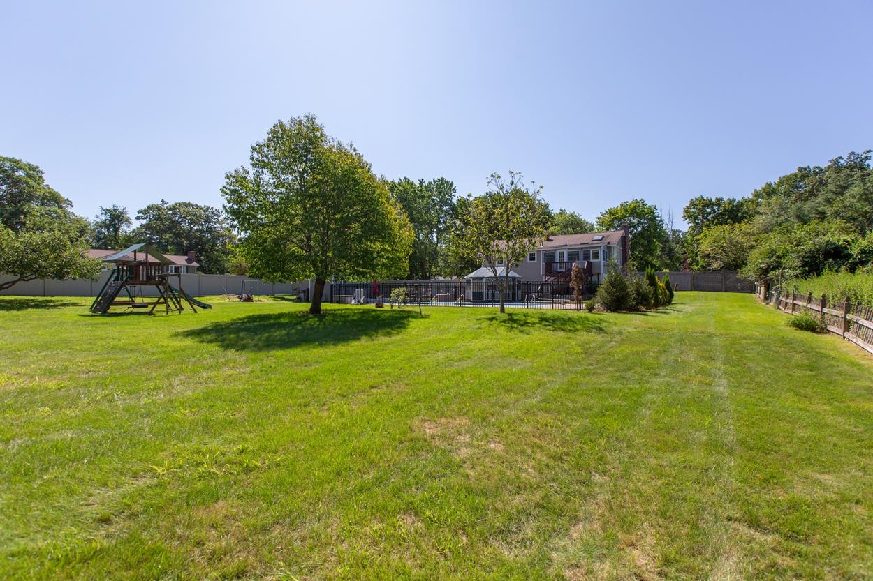 12 Nashua Road Windham, NH 03087 - Photo 8 of 31