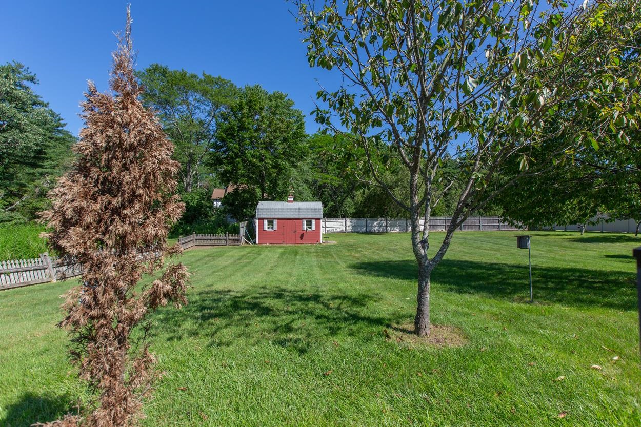 12 Nashua Road Windham, NH 03087 - Photo 10 of 31