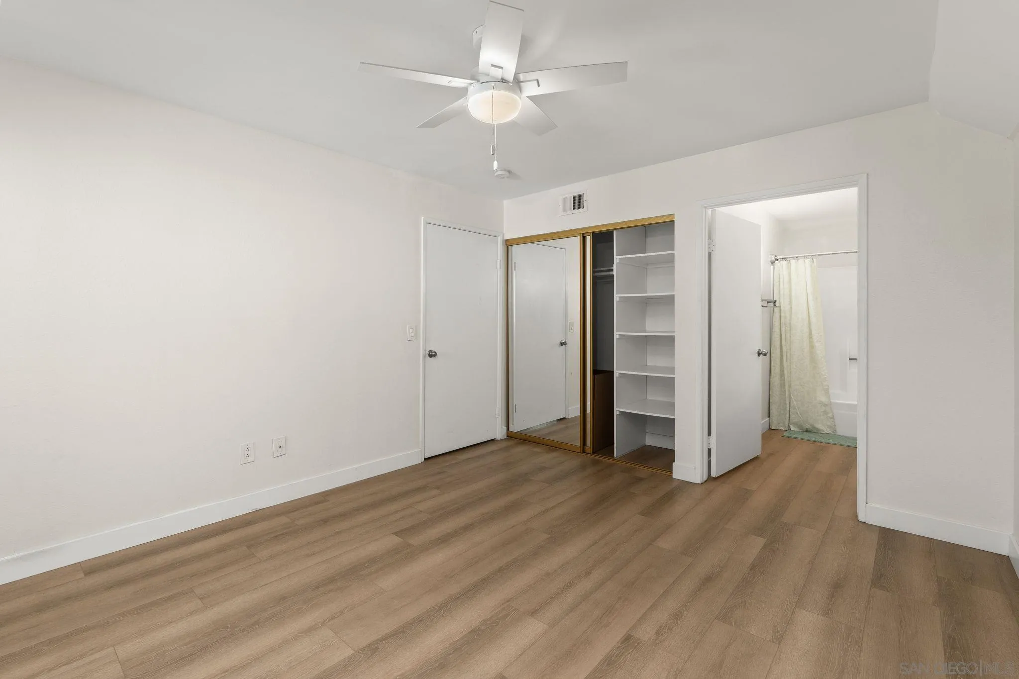 6171 Rancho Mission Road, Unit 208 San Diego, CA 92108 - Photo 21 of 40