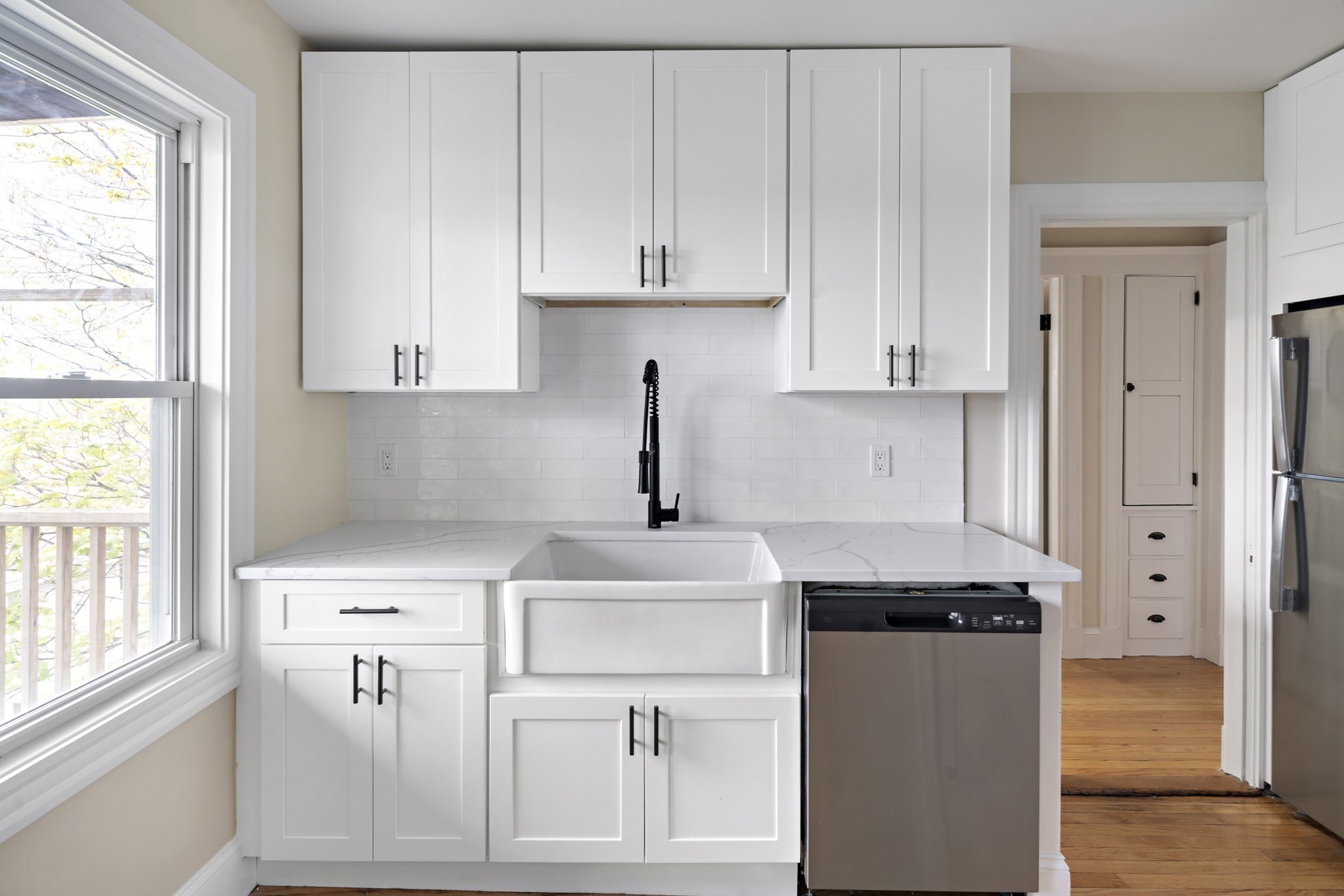 23 Thelma Road, Unit 2 Boston, MA 02122 - Photo 4 of 20 Gallery Image 4