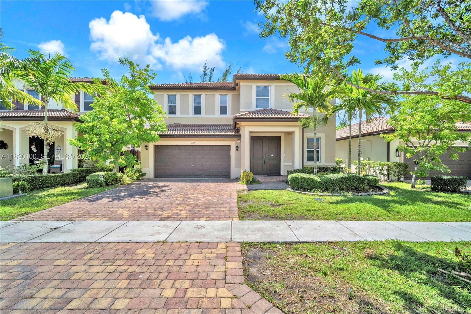 2190 Southeast 2nd Street Homestead, FL 33033 - Photo 2 of 37