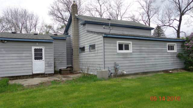 10350 Crouse Road Hartland, MI 48353 - Photo 3 of 13 21147612-2.JPG