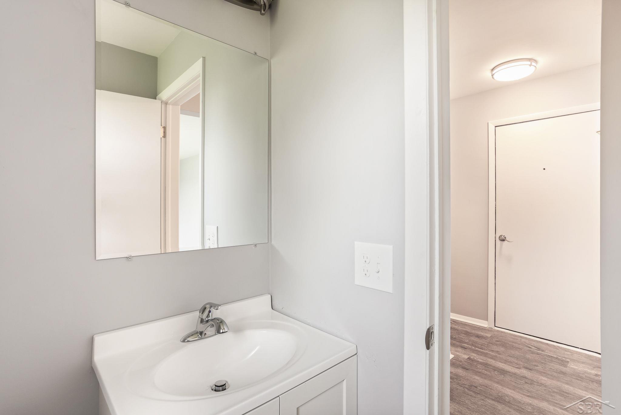 4954 Frank Road Frankenmuth, MI 48734 - Photo 33 of 53 50123544-32.JPG