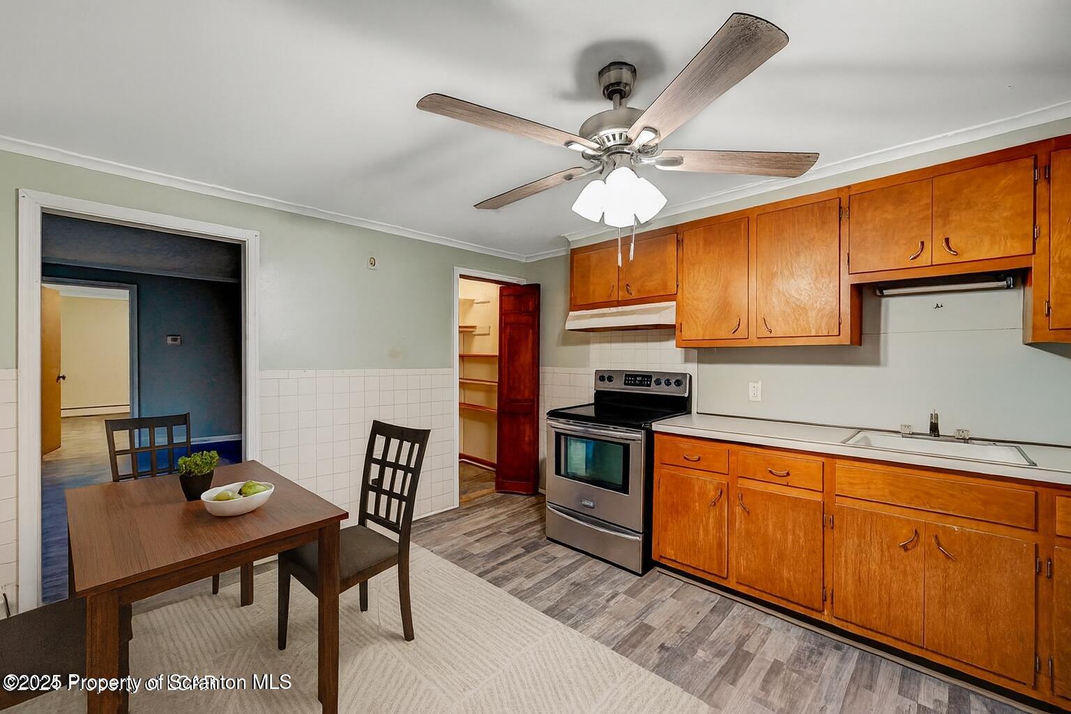 1235 Diamond Avenue Scranton, PA 18508 - Photo 4 of 24 1235.3