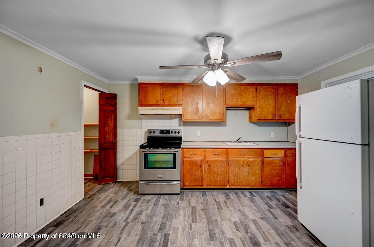 1235 Diamond Avenue Scranton, PA 18508 - Photo 5 of 24 20240116174737011636000000-o