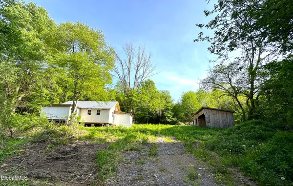 $39,900 | 4570 Highway 10, Ephratah, NY 13339