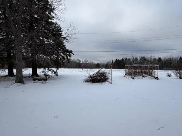 $72,000 | 28 Hemlock Circle, Babbitt, MN 55706