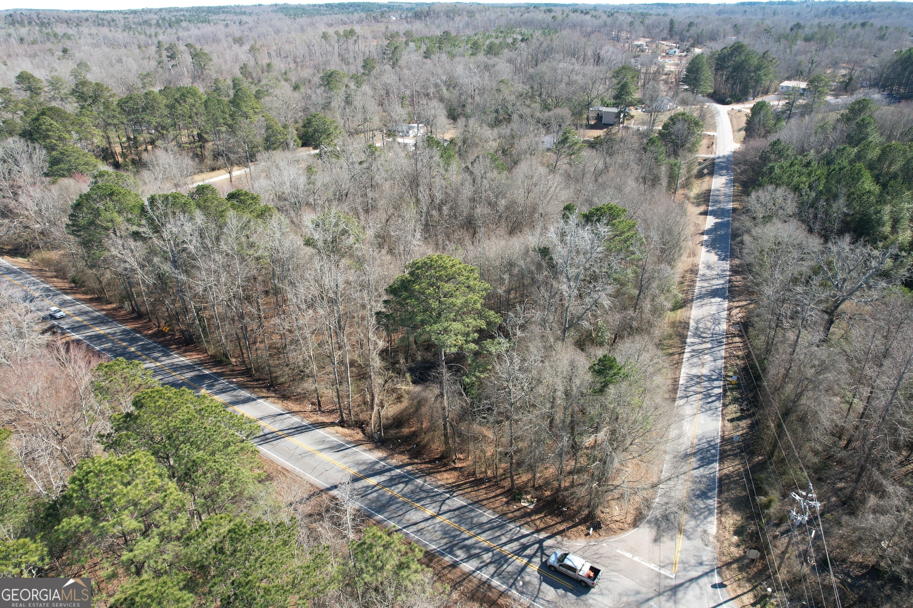 Tract B Newnan Road Griffin, GA 30224 - Photo 2 of 7 an aerial view of a house with a yard