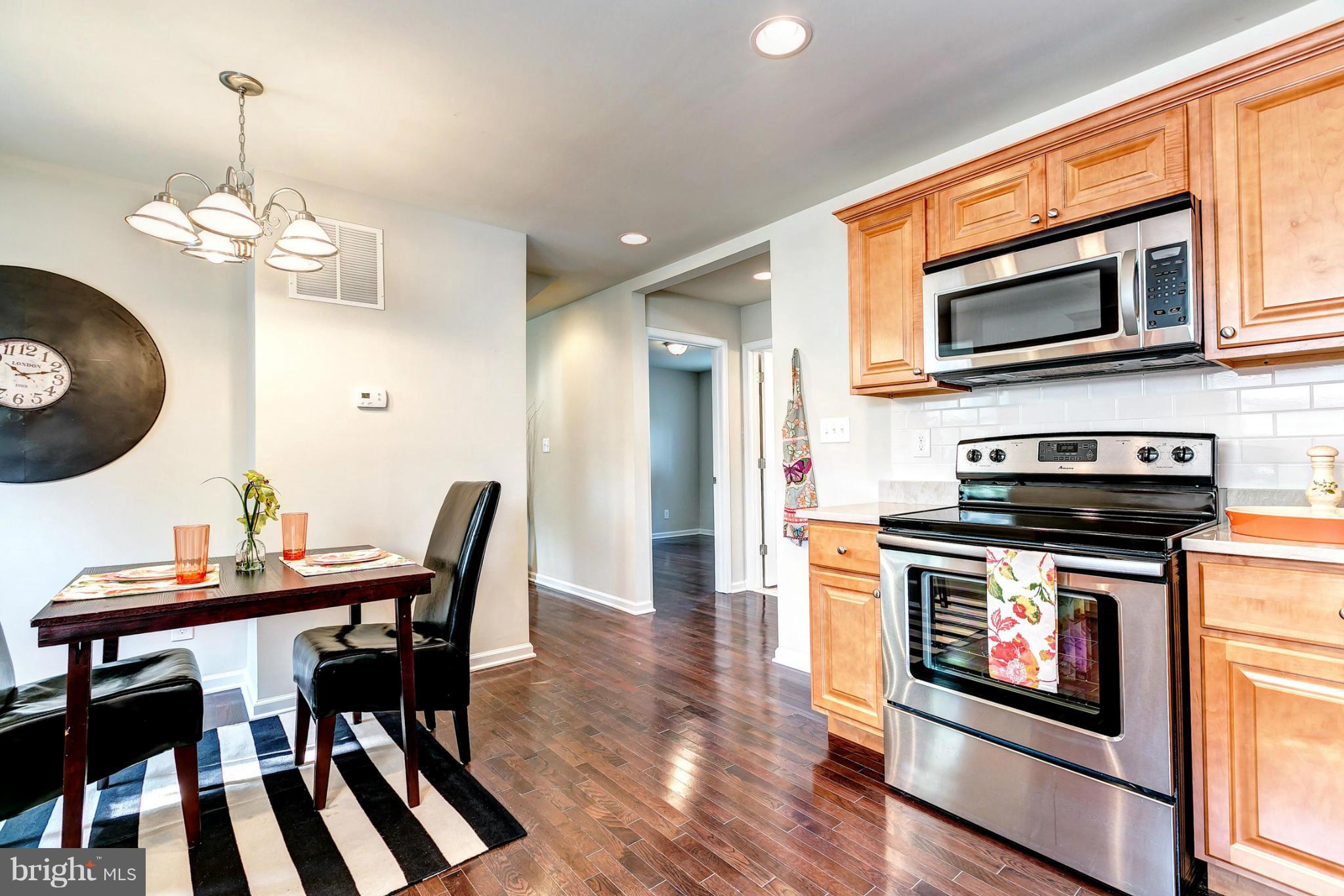 1902 Middleborough Road Baltimore, MD 21221 - Photo 10 of 30 Stainless Steel Appliances