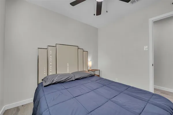 $665,000 | 3400 Laguna Drive, Austin, TX 78741