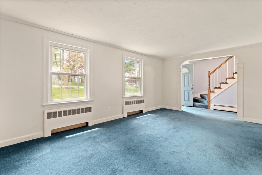 47 Outlook Road Wakefield, MA 01880 - Photo 11 of 42 Gallery Image 11