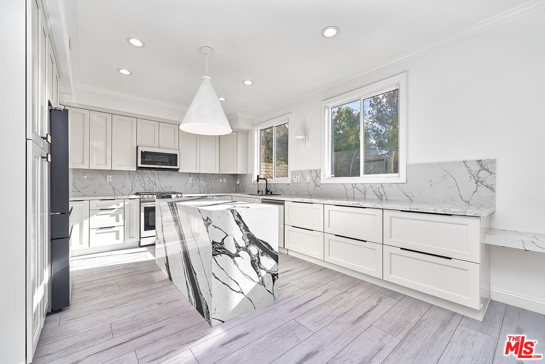 25614 Lewis Way Stevenson Ranch, CA 91381 - Photo 17 of 55