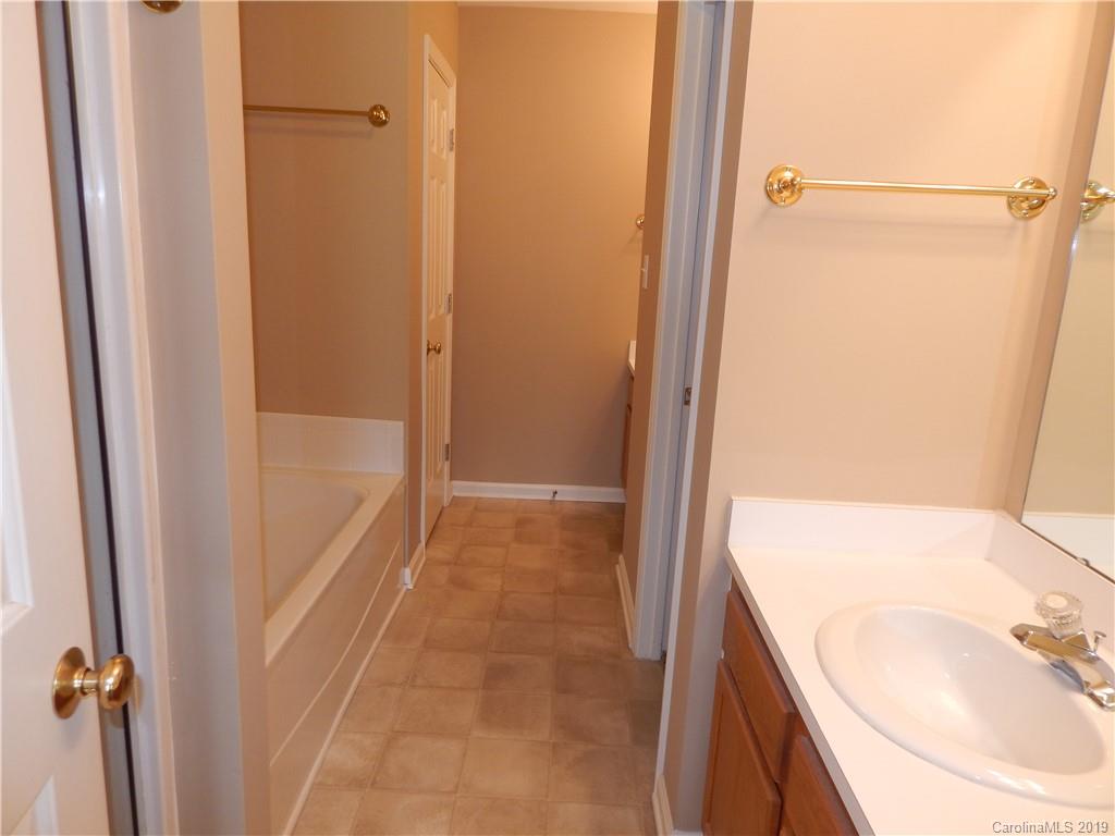 2057 Lennox Square Road, Unit 2057 Charlotte, NC 28210 - Photo 14 of 25