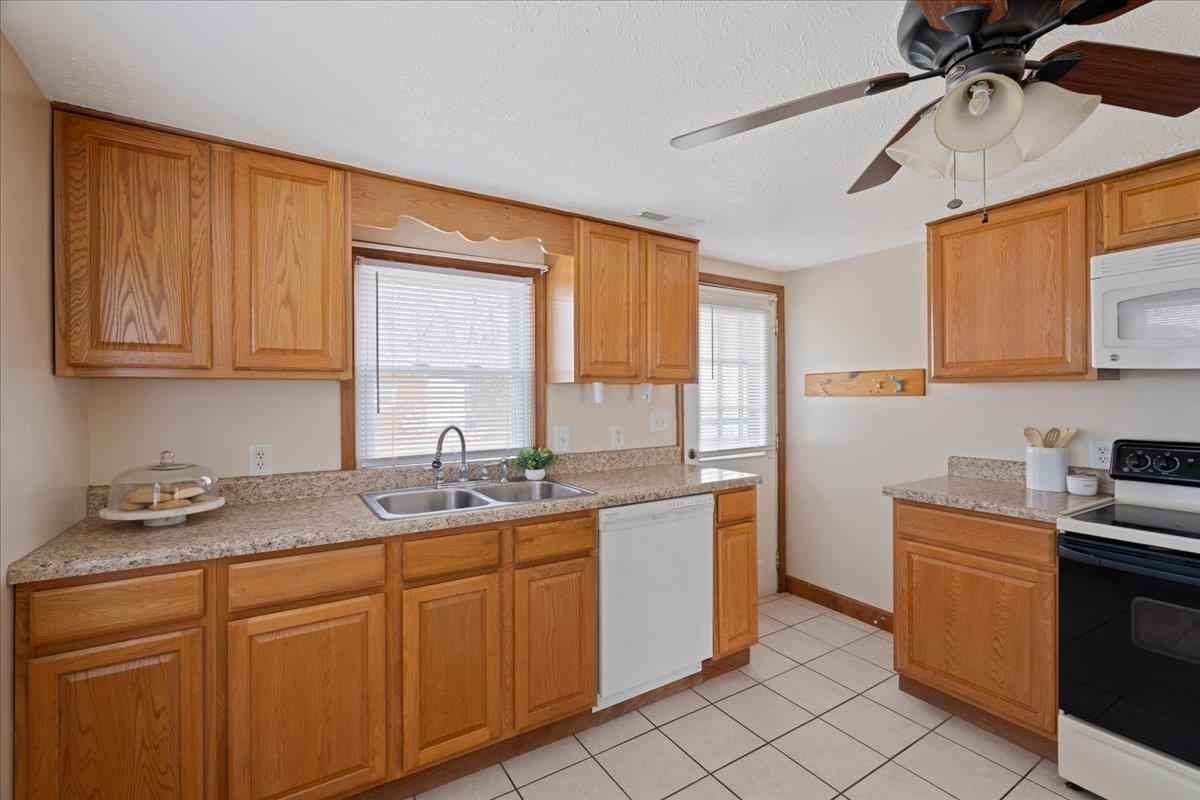 241 River Road Waynesboro, VA 22980 - Photo 11 of 32 Gallery Image 11