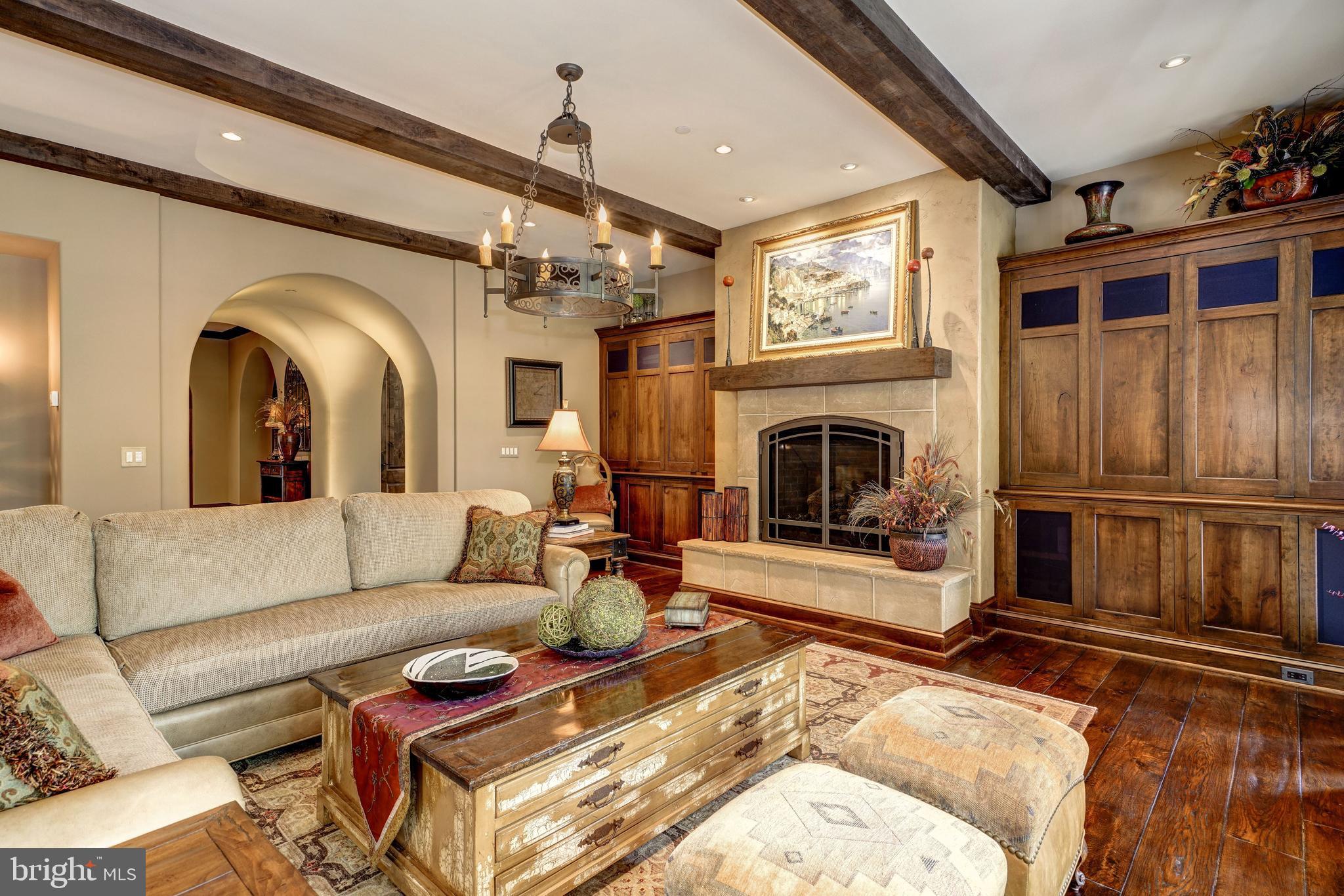 8001 Overhill Road Bethesda, MD 20814 - Photo 12 of 52 Family Room