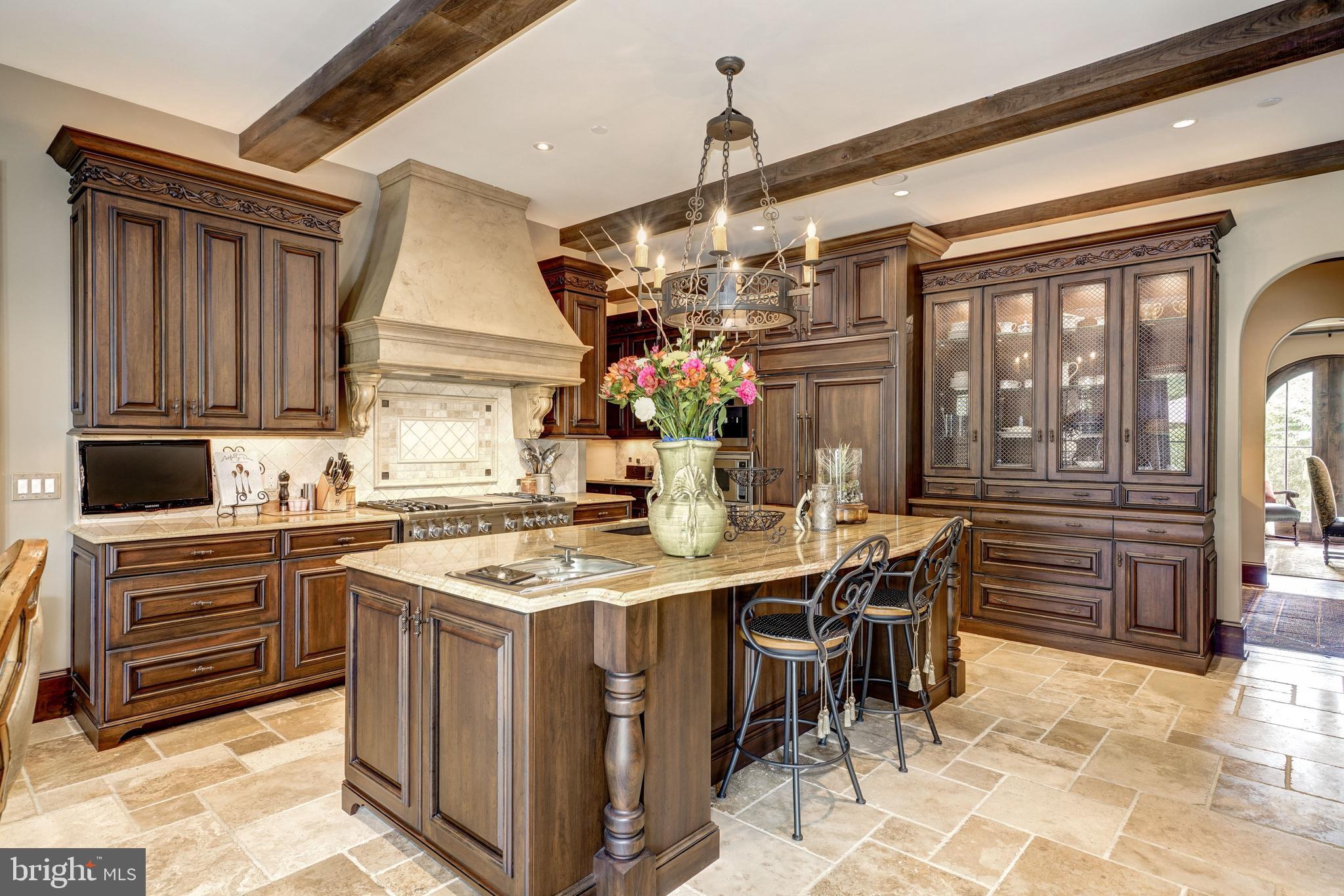 8001 Overhill Road Bethesda, MD 20814 - Photo 17 of 52 Kitchen
