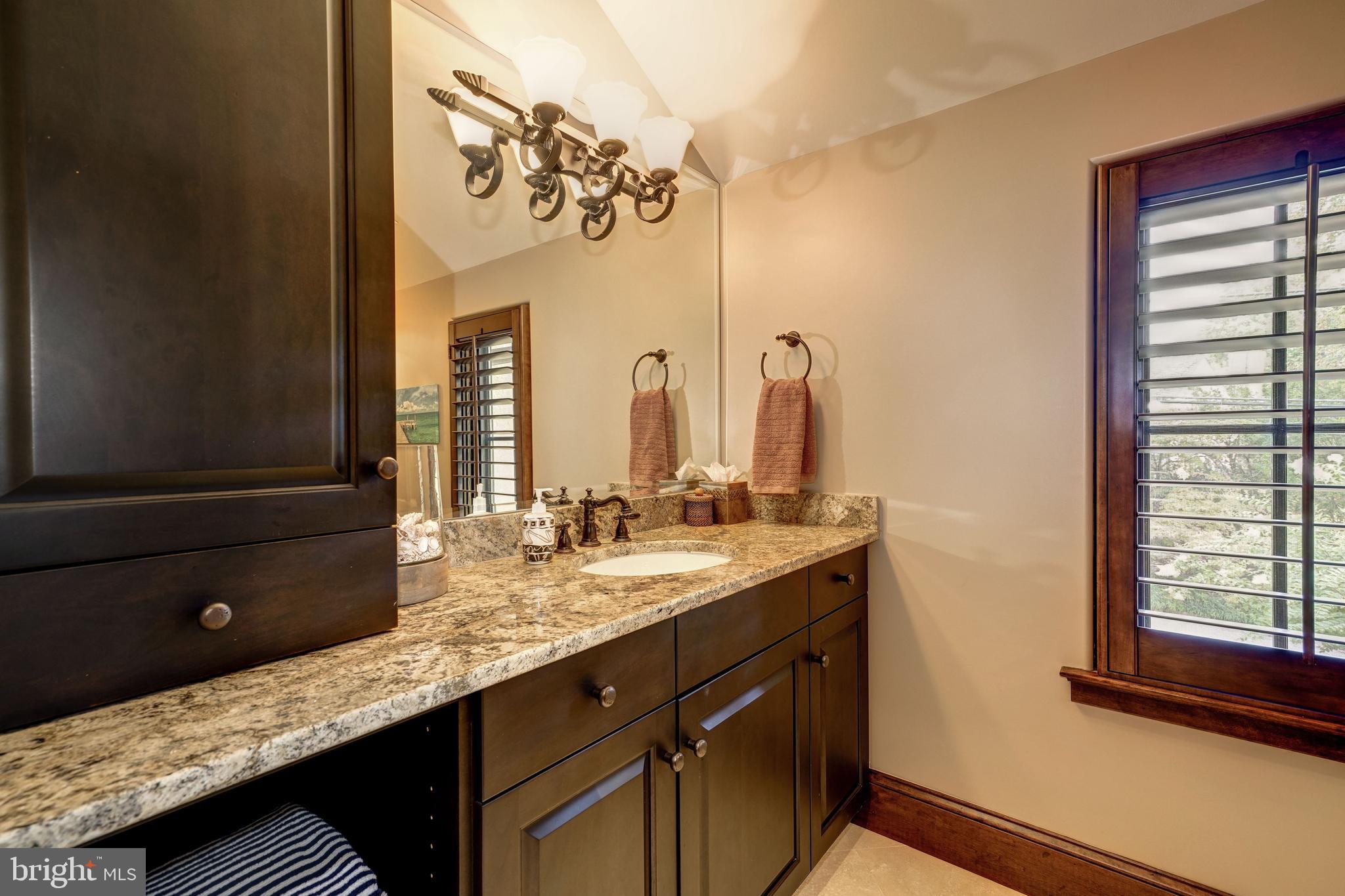 8001 Overhill Road Bethesda, MD 20814 - Photo 33 of 52 Third Bath