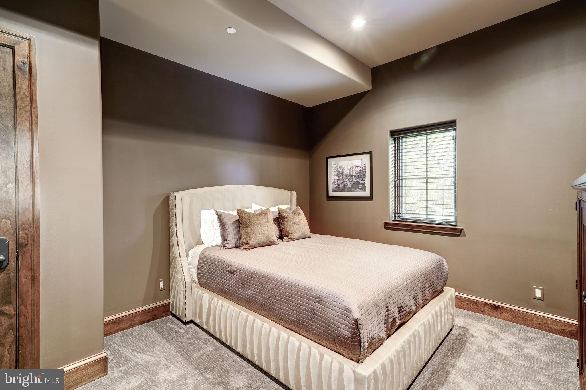 8001 Overhill Road Bethesda, MD 20814 - Photo 41 of 52 Fourth Bedroom