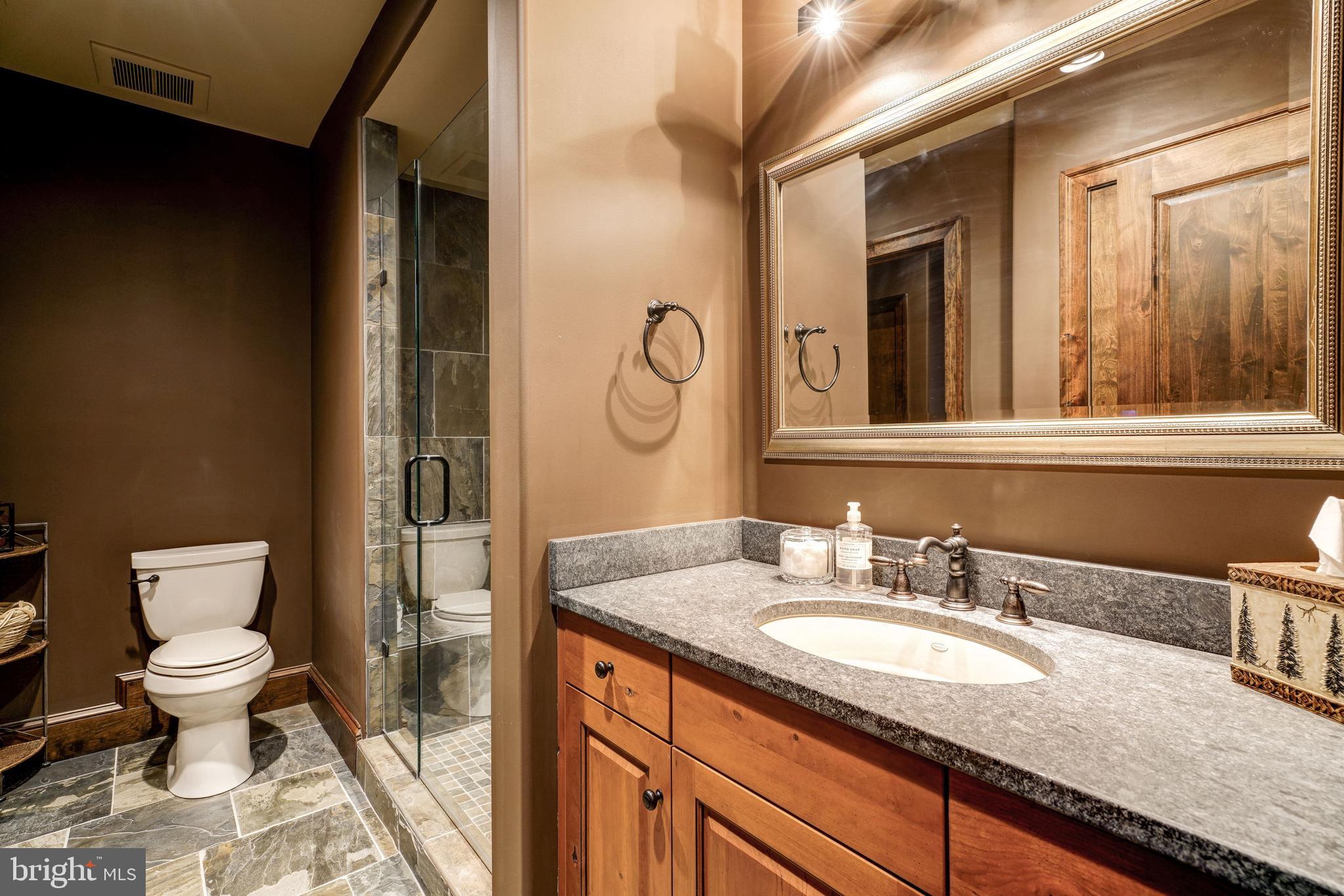 8001 Overhill Road Bethesda, MD 20814 - Photo 42 of 52 Fourth Bath