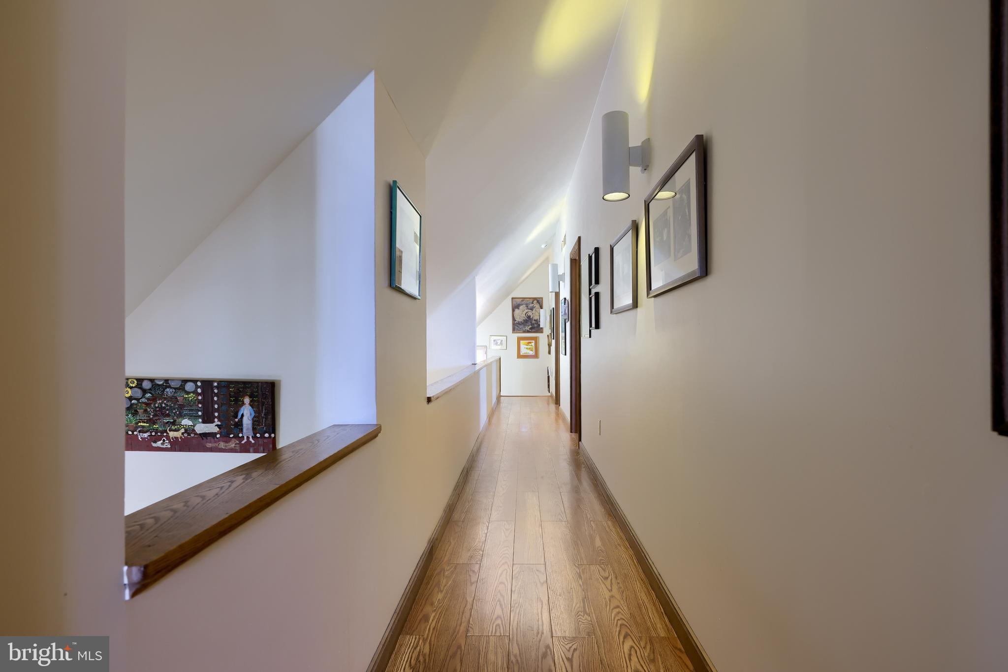 791 Shelbourne Road Reading, PA 19606 - Photo 53 of 67 Hallway