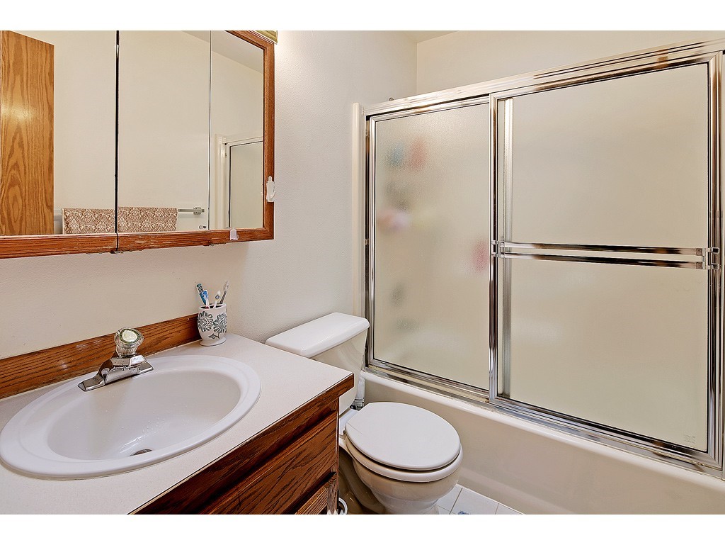 5013 Renton Avenue South Seattle, WA 98118 - Photo 11 of 16 Gallery Image 11