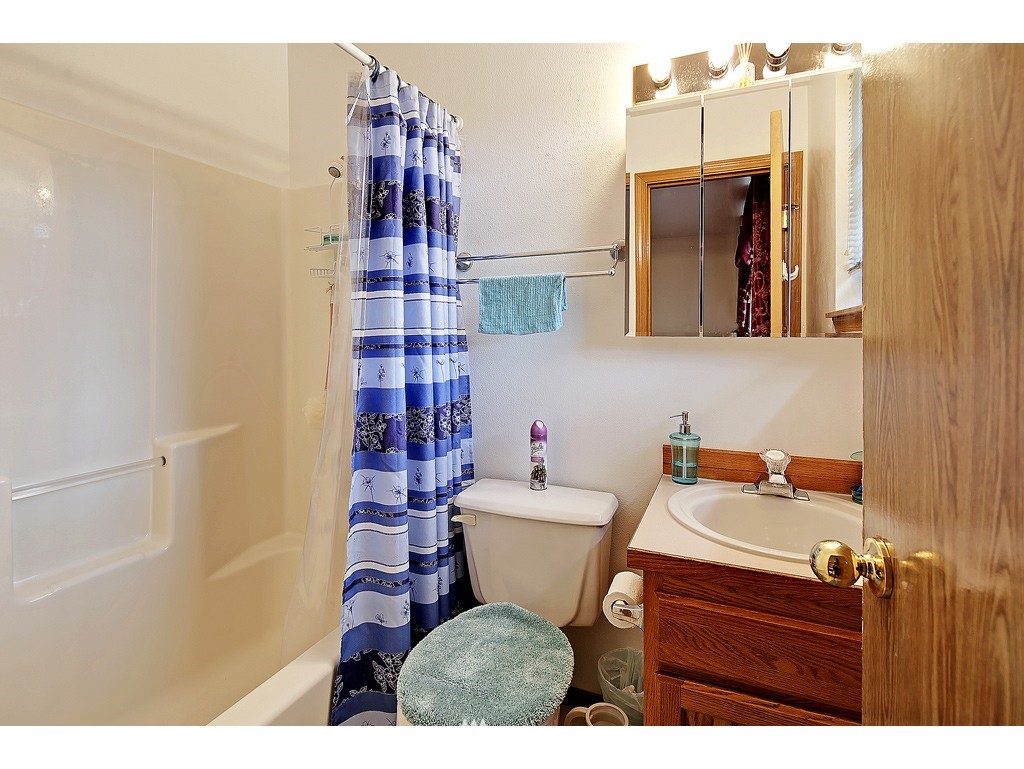 5013 Renton Avenue South Seattle, WA 98118 - Photo 12 of 16 Gallery Image 12