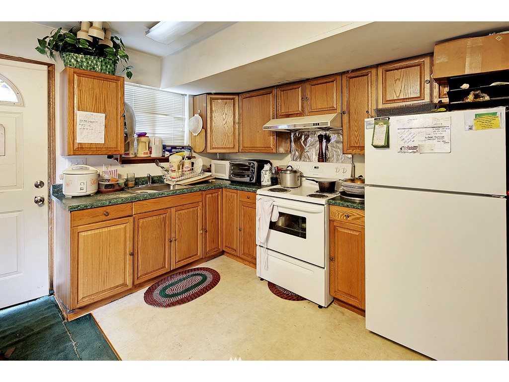 5013 Renton Avenue South Seattle, WA 98118 - Photo 14 of 16 Gallery Image 14