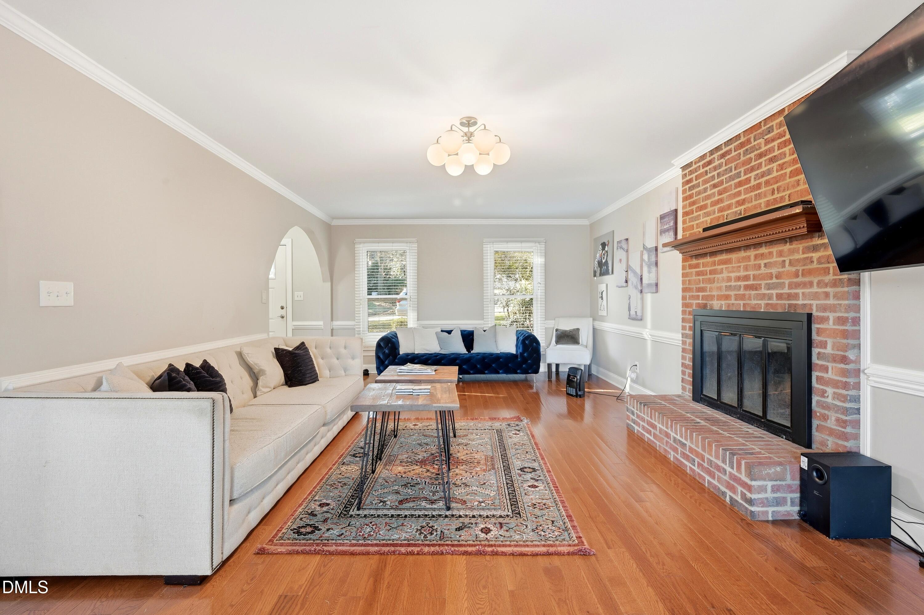 220 Kingsmill Road Cary, NC 27511 - Photo 14 of 39 9_037