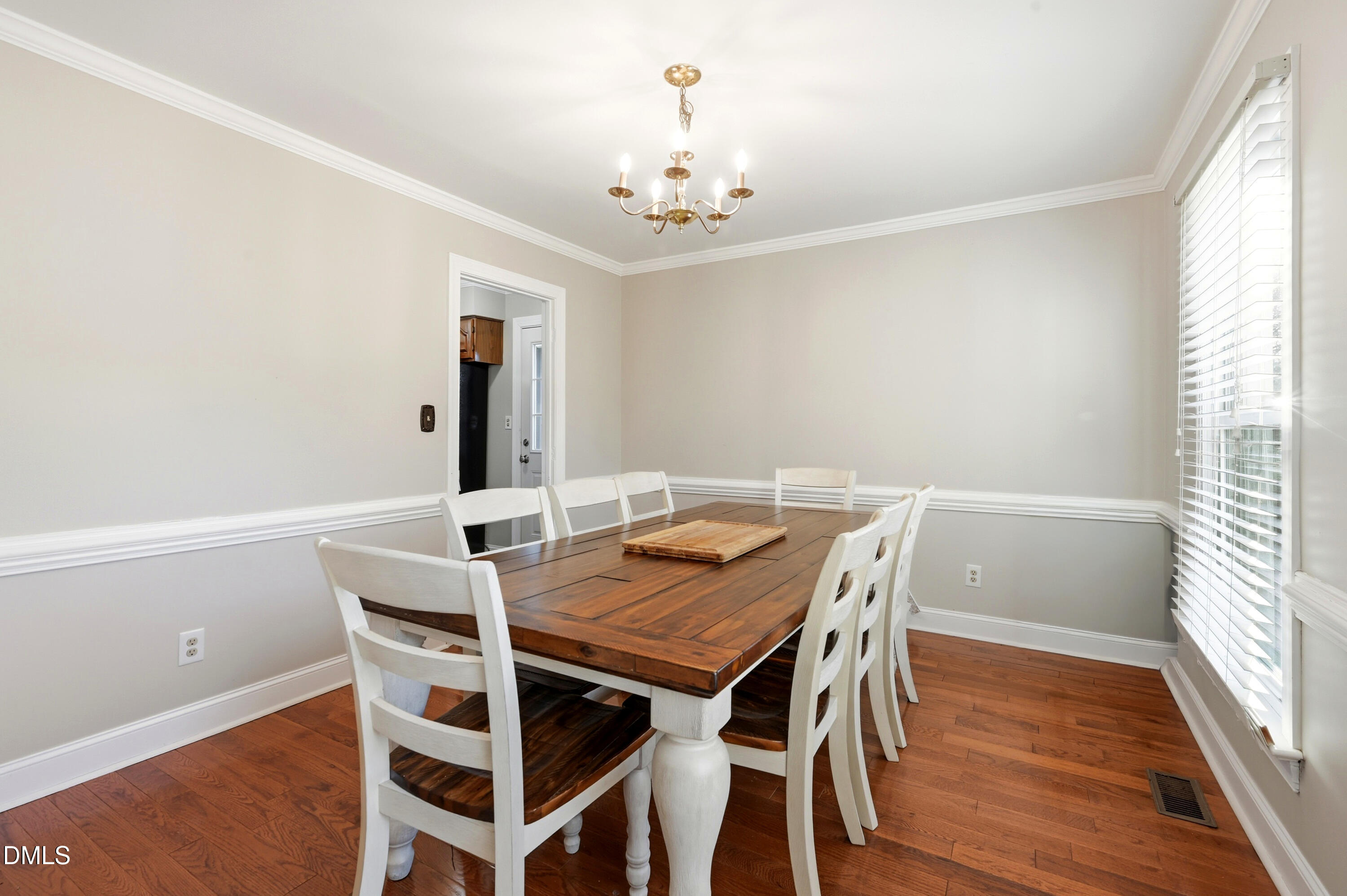 220 Kingsmill Road Cary, NC 27511 - Photo 18 of 39 14_062