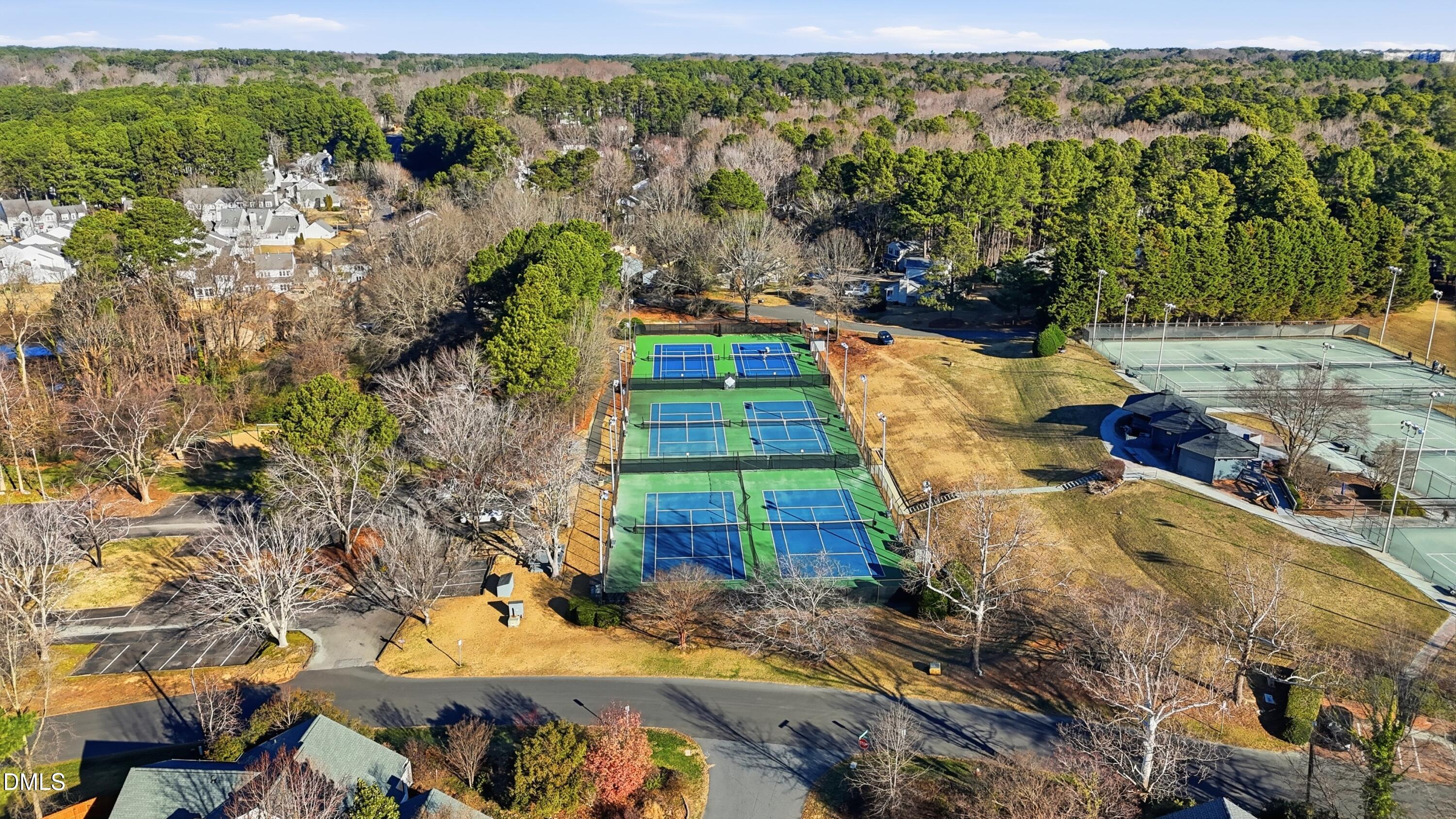 220 Kingsmill Road Cary, NC 27511 - Photo 37 of 39 37_179