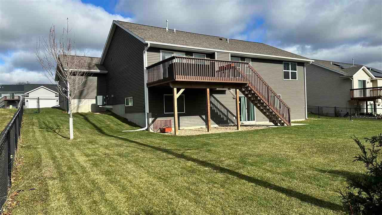 2103 Shady Grove Road Southwest Cedar Rapids, IA 52404 - Photo 26 of 32 Gallery Image 26