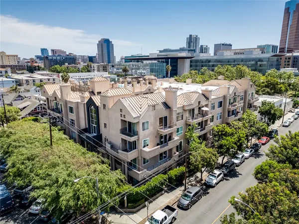 $449,900 | 640 West 4th Street, Unit 315, Long Beach, CA 90802