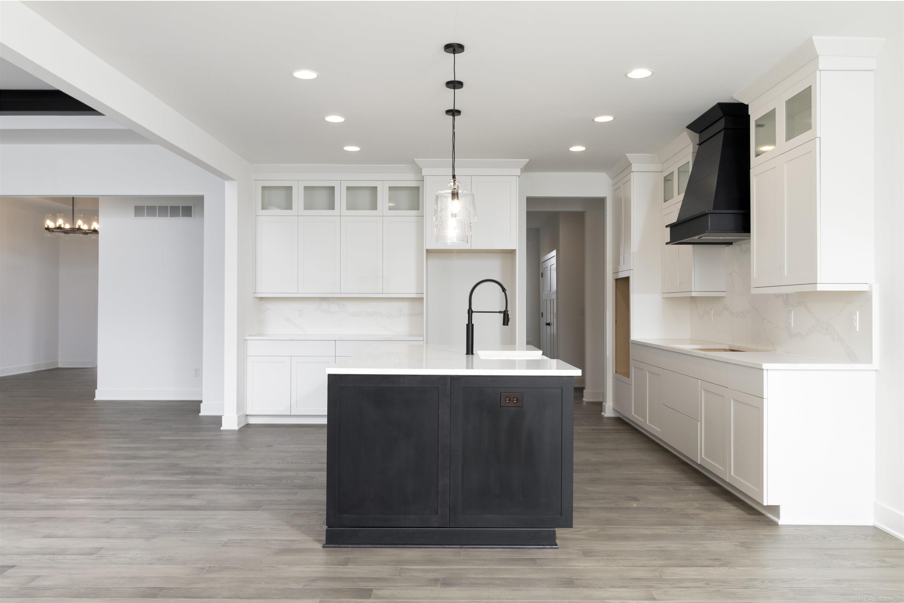 7583 Brunswick Washington, MI 48095 - Photo 14 of 31 Kitchen