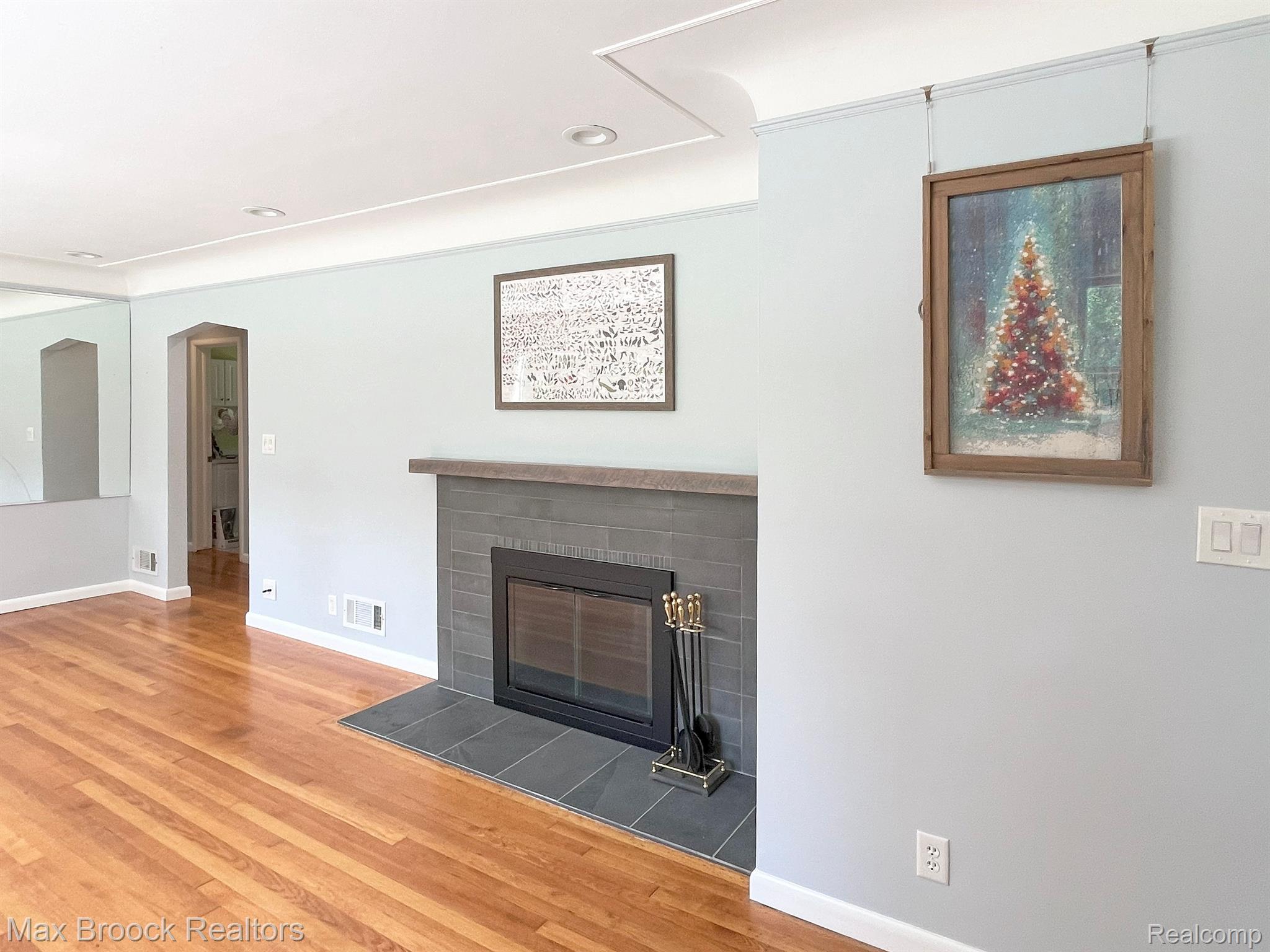 Great Room Fireplace!